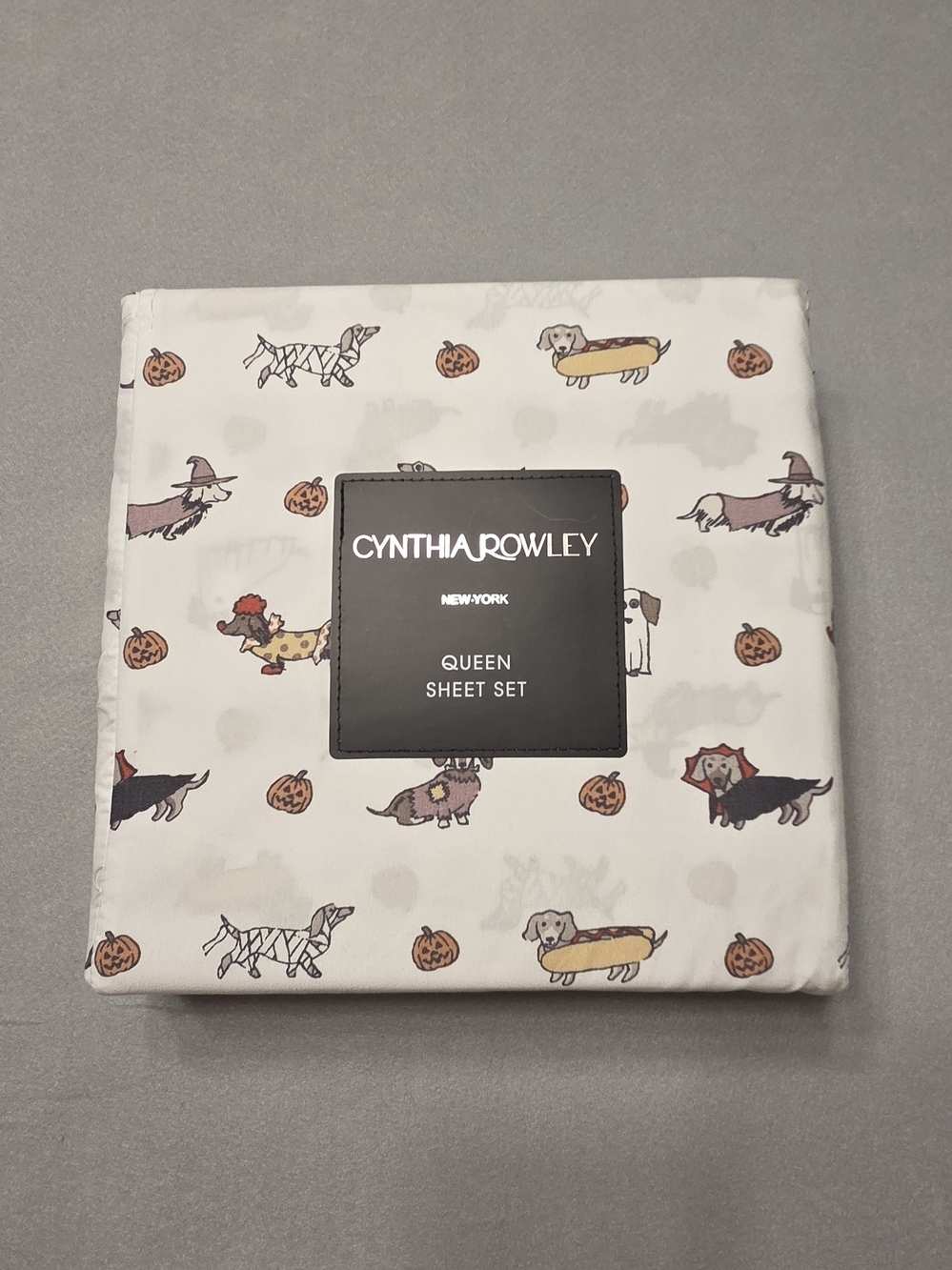 Cynthia Rowley Halloween Dachshund Queen Sheet Set